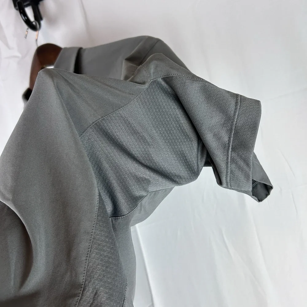 South Dakota‎ Coyotes Polo Shirt Mens Medium Gray Team Issue Football Adidas